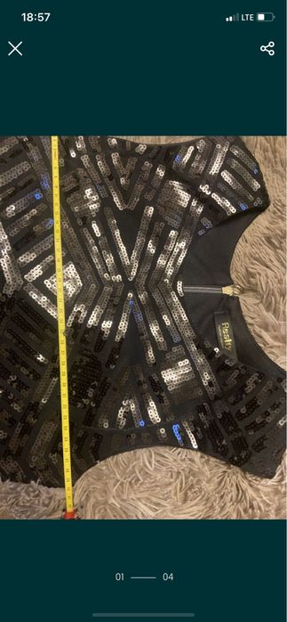 Нарядное платье с паетками