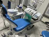 Unit stomatologiczny ZC-S300 - fotel, lampa, mikrosilnik, 2 x turbina