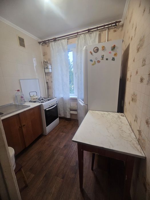 Сдам 3-комнатную квартиру на долгий срок.