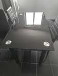 Mesa de jantar + 4 cadeiras