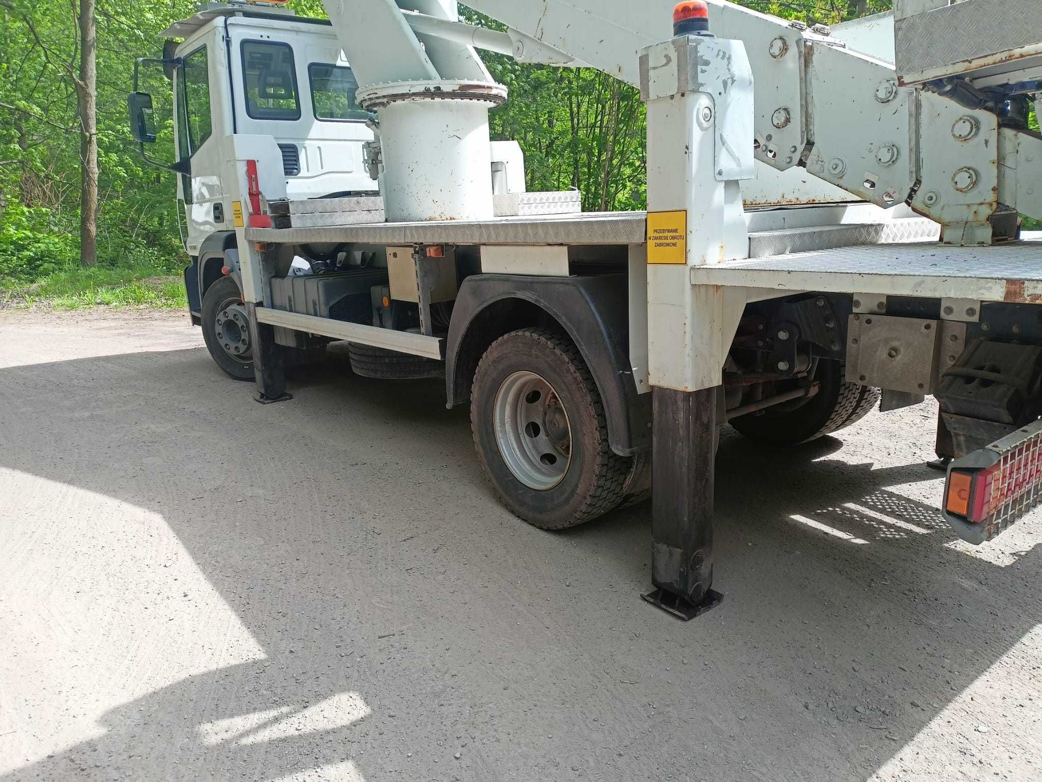 Zwyżka koszowa 20m