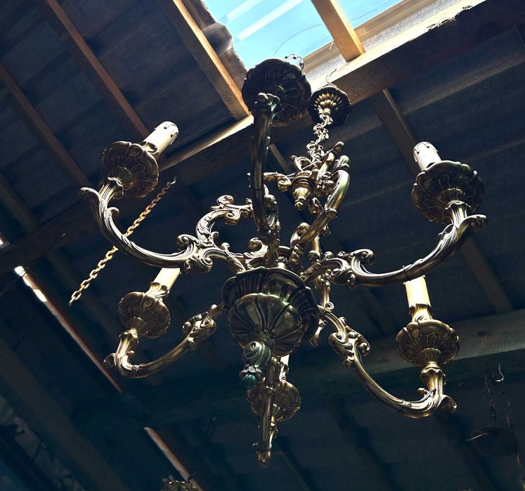 Żyrandol bogato zdobiony mosiądz #8098 Stylowy Węgrów