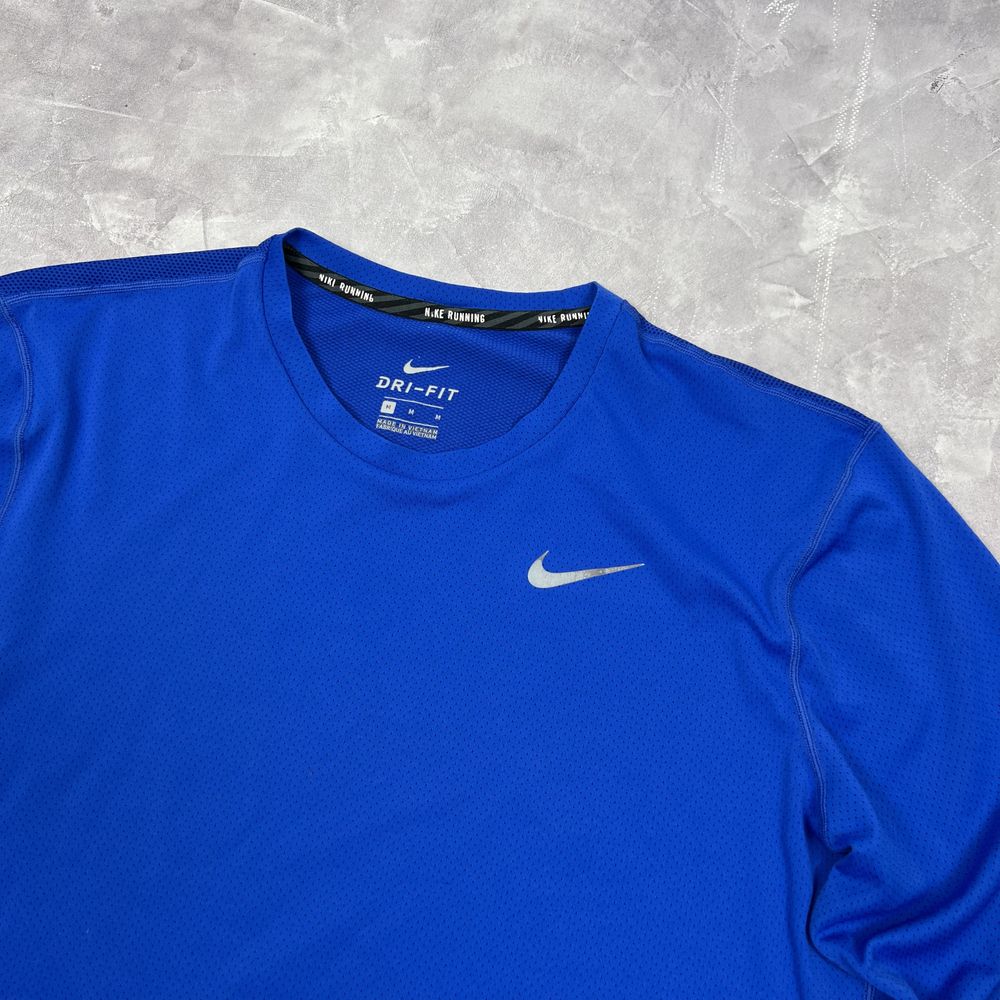 Спортивная кофта Nike DRI-FIT running