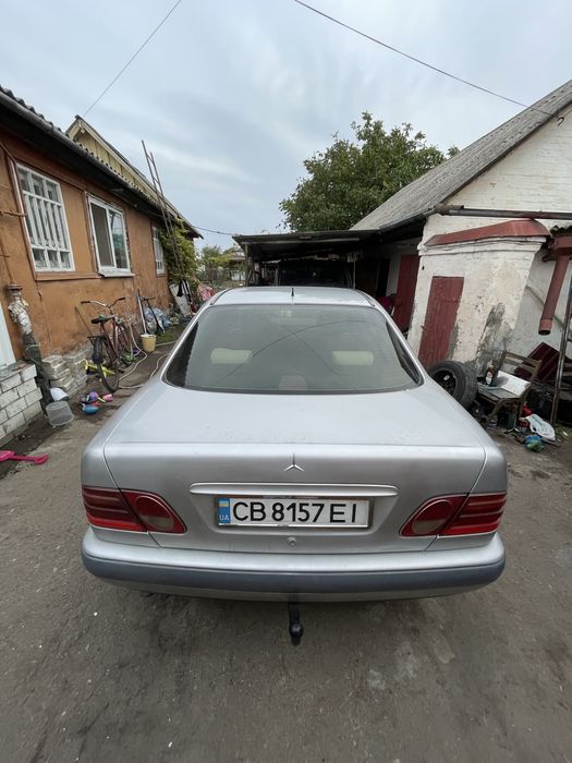 Мерседес 290с Mercedes