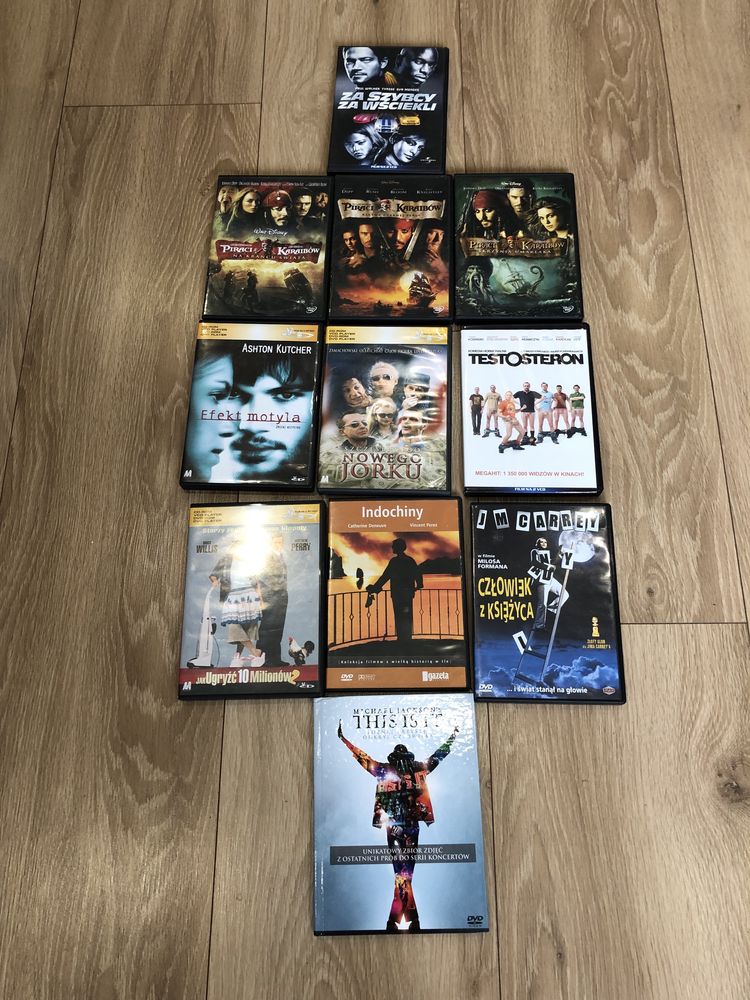 Etui na płyty DVD i CD.
