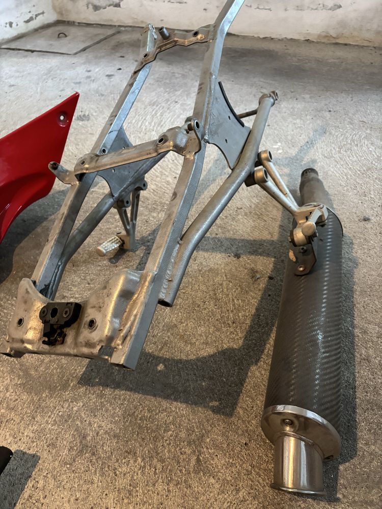 Traseira completa Triumph