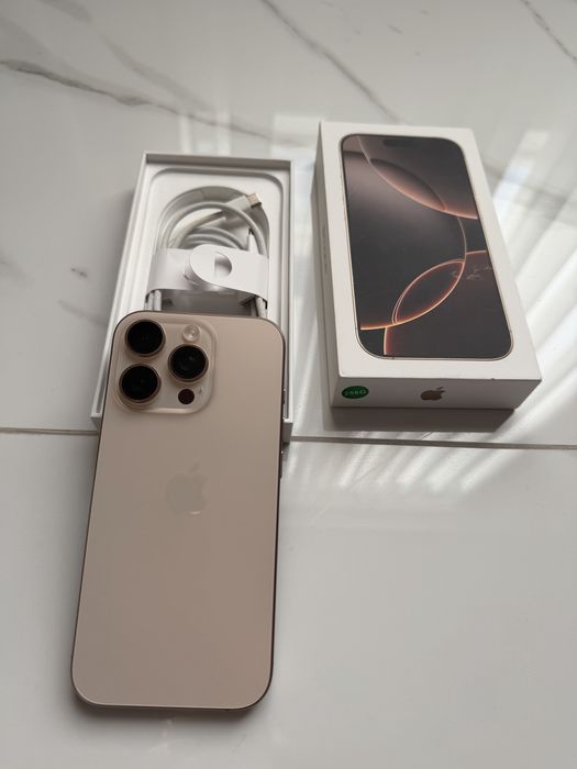 Iphone 16 pro 256gb Neverlock 100% батарея