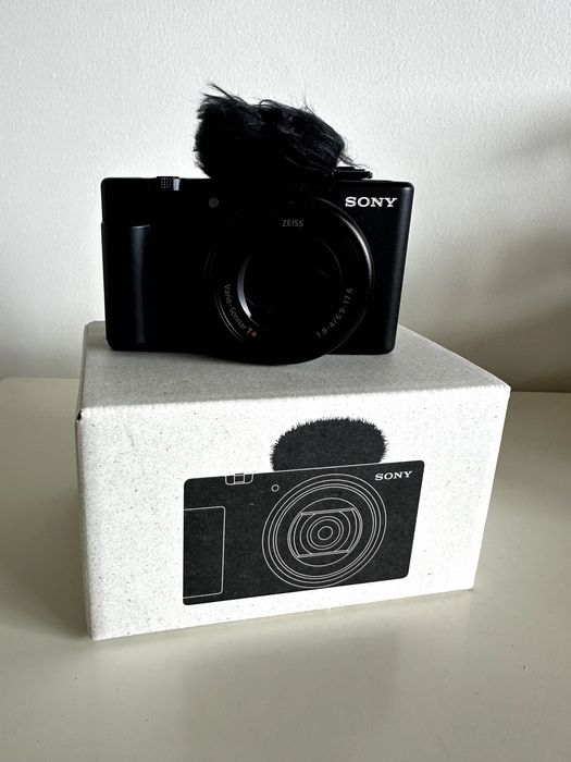 Sony ZV-1M2 em ótimo estado!