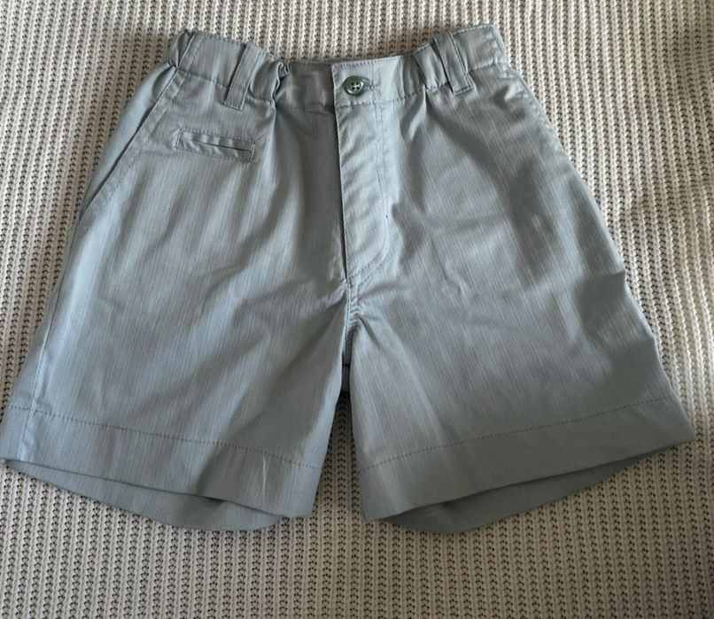 Artigo novo sem etiqueta - camisa e calção 2 anos