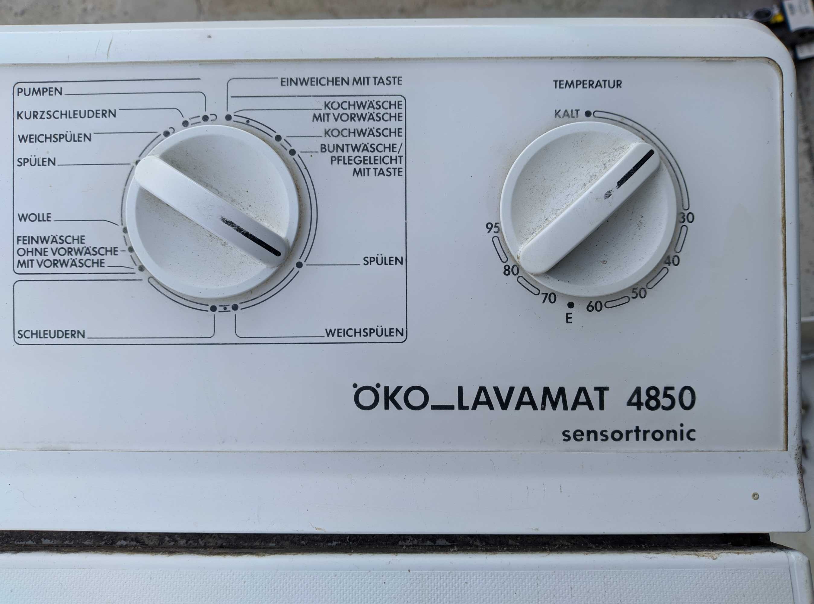 Пральна машинка AEG Lavamat 4850 (на запчастини)