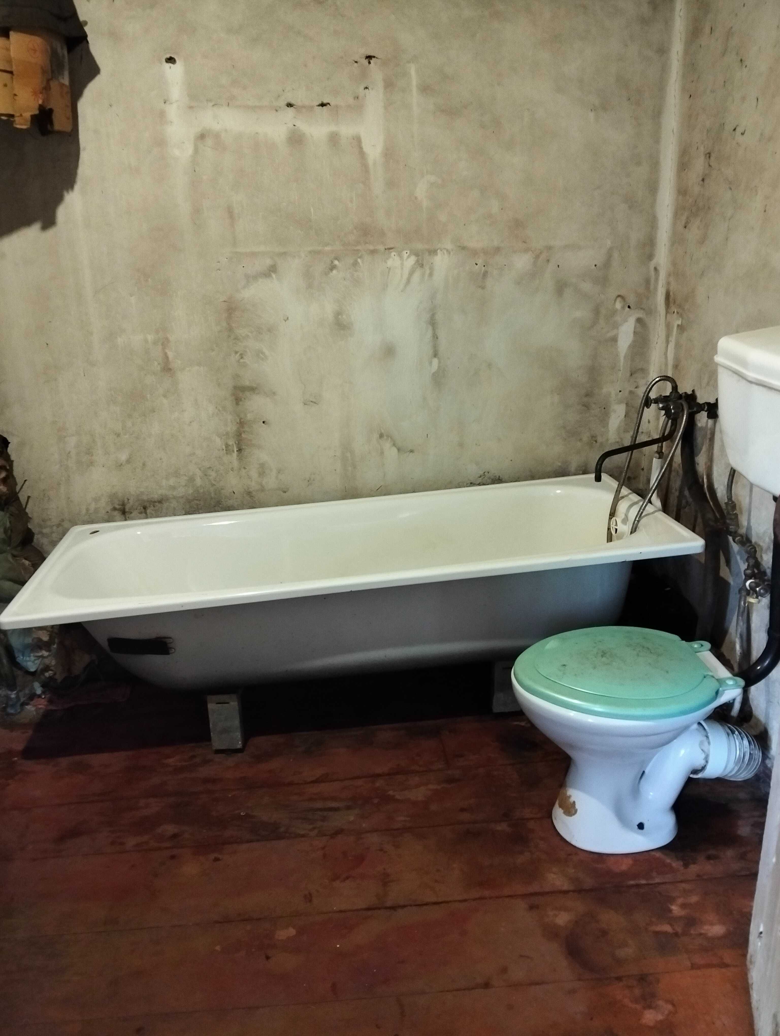 Продам будинок с.Бабайківка ,Царичанський  р-н, Дніпропетров обл. ТОРГ