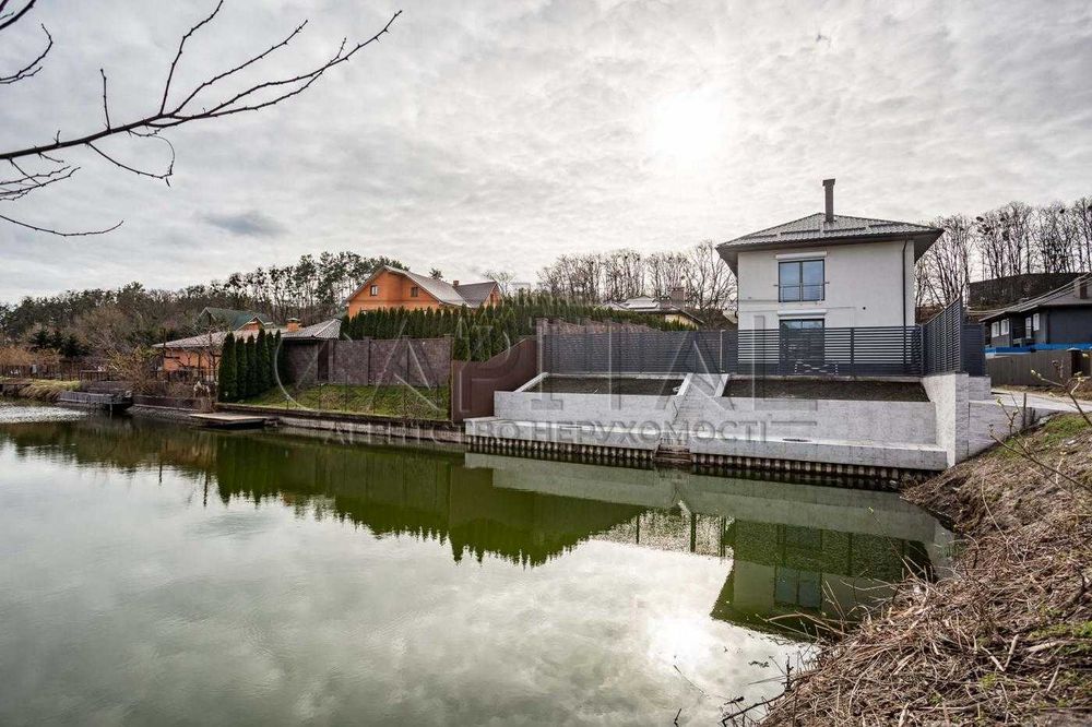 Оренда трирівневого таунхауса 185м2 в кооперативі Чорнобилець Оболонь