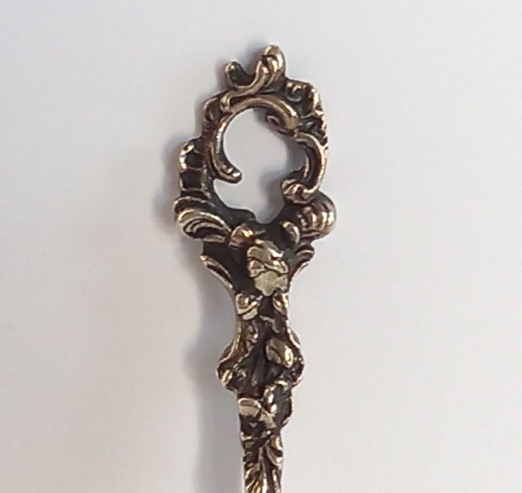 Łyżeczka, szufelka do cukru, srebro 800, pocz. XX w.