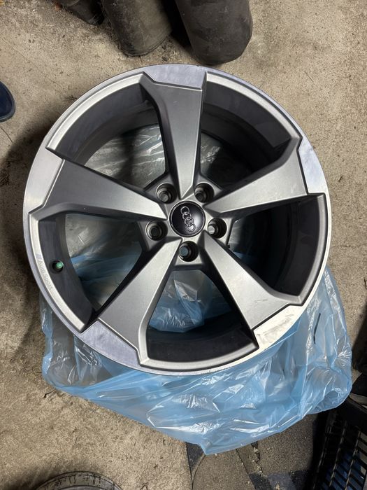 4x Felgi 19" 5X112 orginal  rotor Audi A3 RS3 8V 8Y