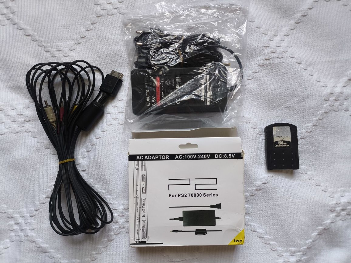 PlayStation 2 Slim (PS2) + Extras