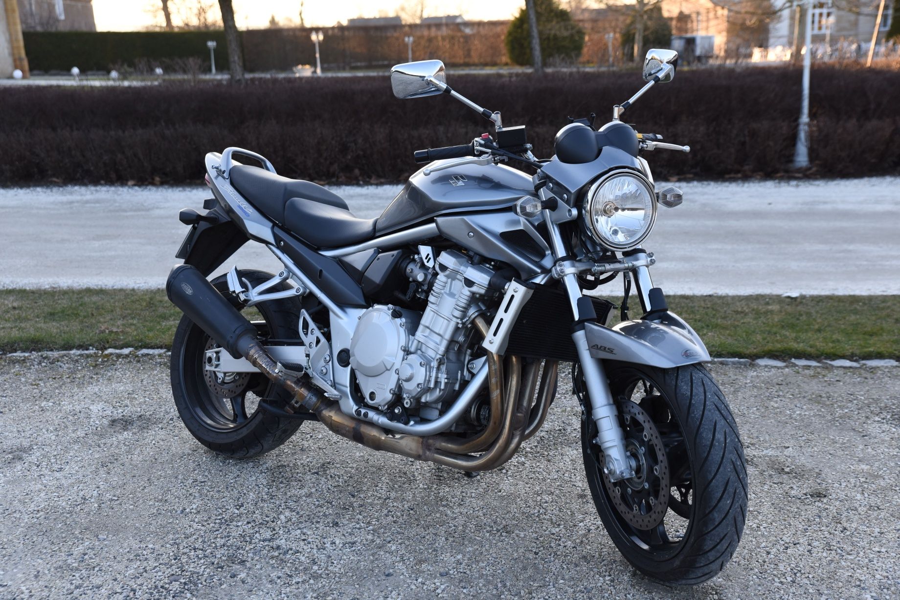 Sprzedam piękny motocykl Suzuki GSF 1250