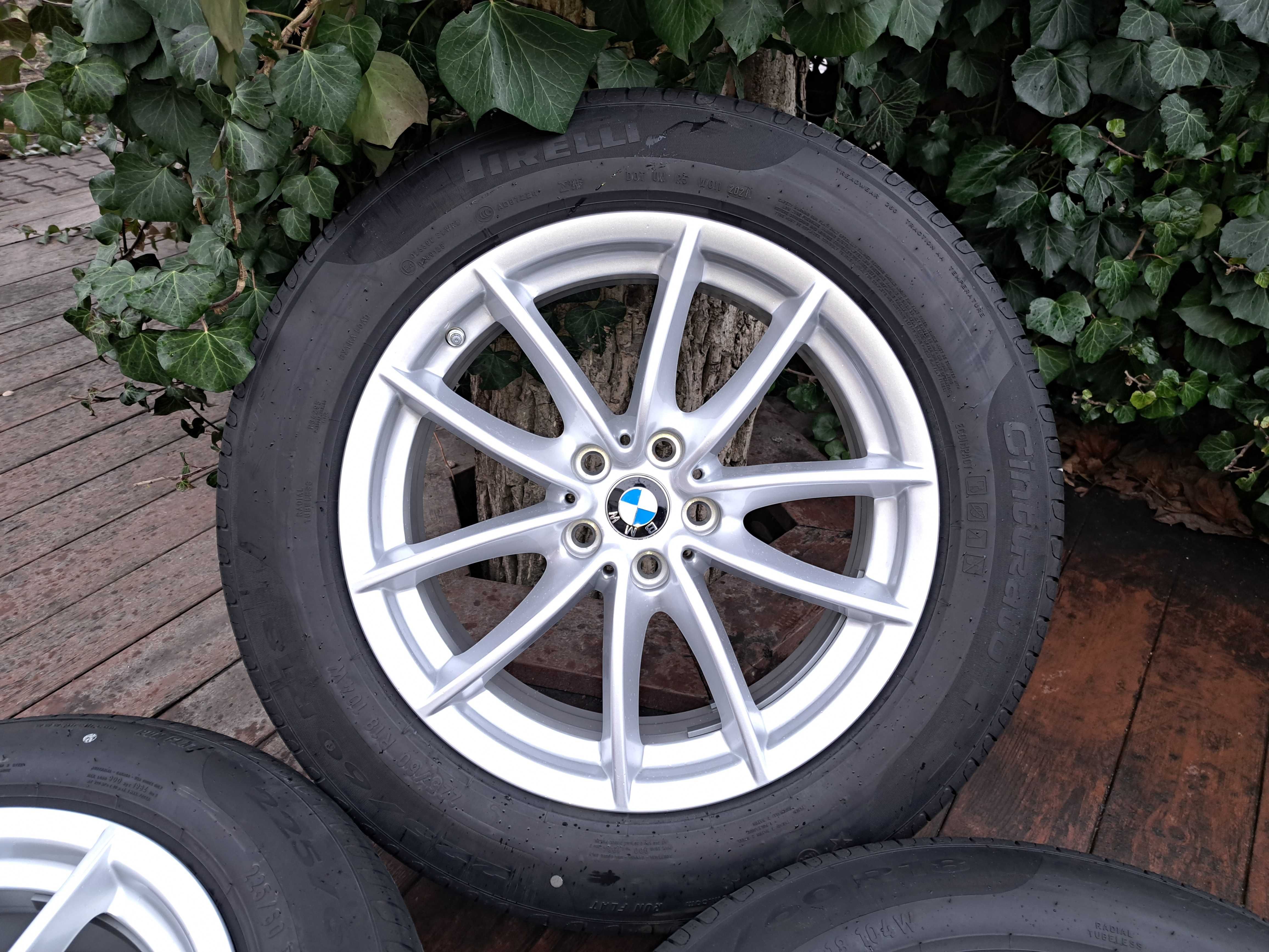 Диски оригінальні у зборі R18 BMW X4 Pirelli 225/60 18 RFT