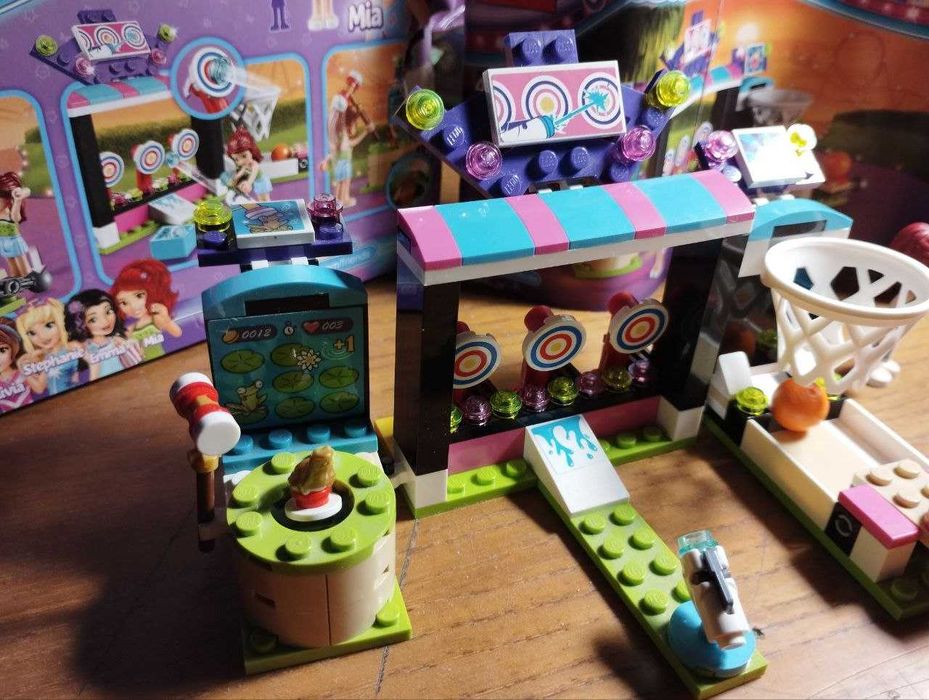 LEGO Friends Парк развлечений: игровые автоматы (41127)