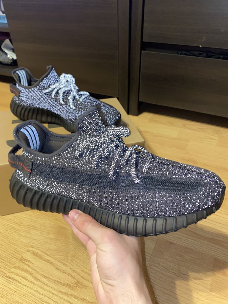 Yeezy Boost 350 v2 black rf