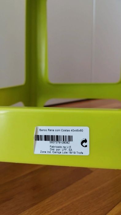 Cadeira

Cadeira de plástico com costas baixas. Como nova.