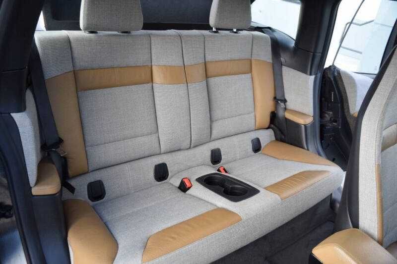 2015 BMW i3 Plug-in Hybrid