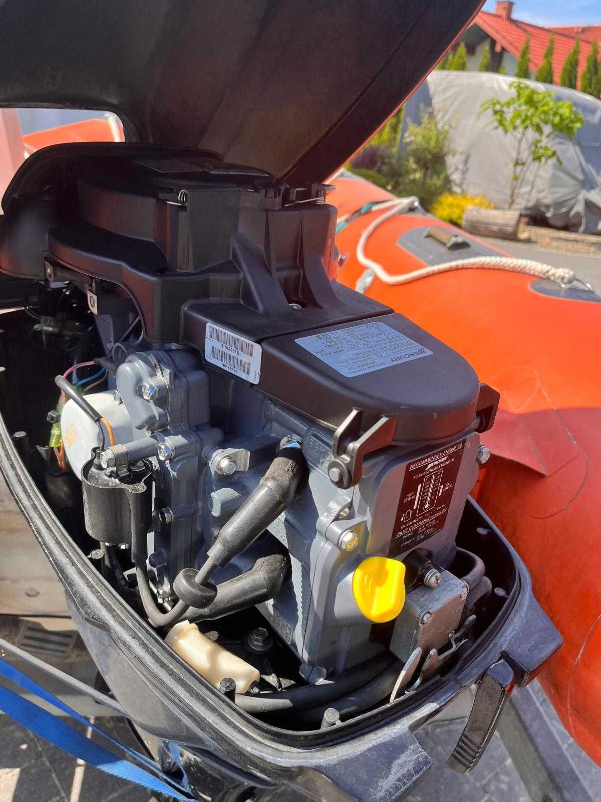 Sprzedam, ponton Zodiac rib z silnikiem Mercury 15 hp. cały zestaw