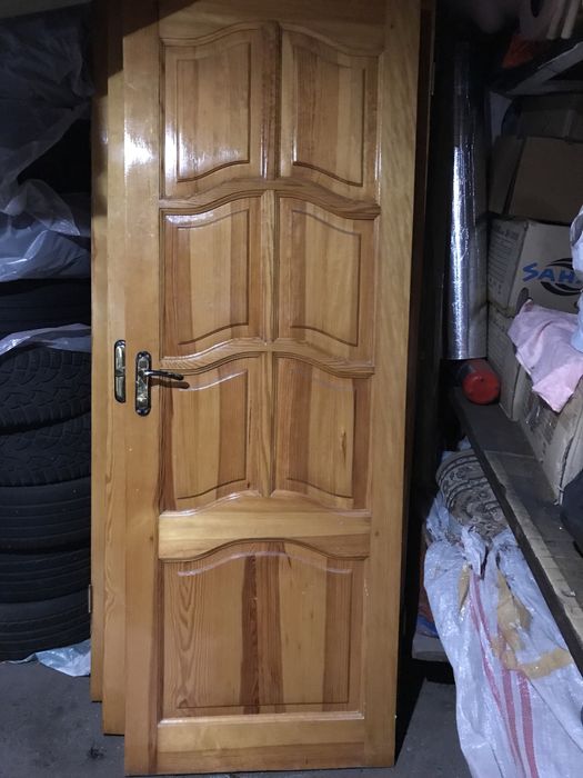 Продам двері