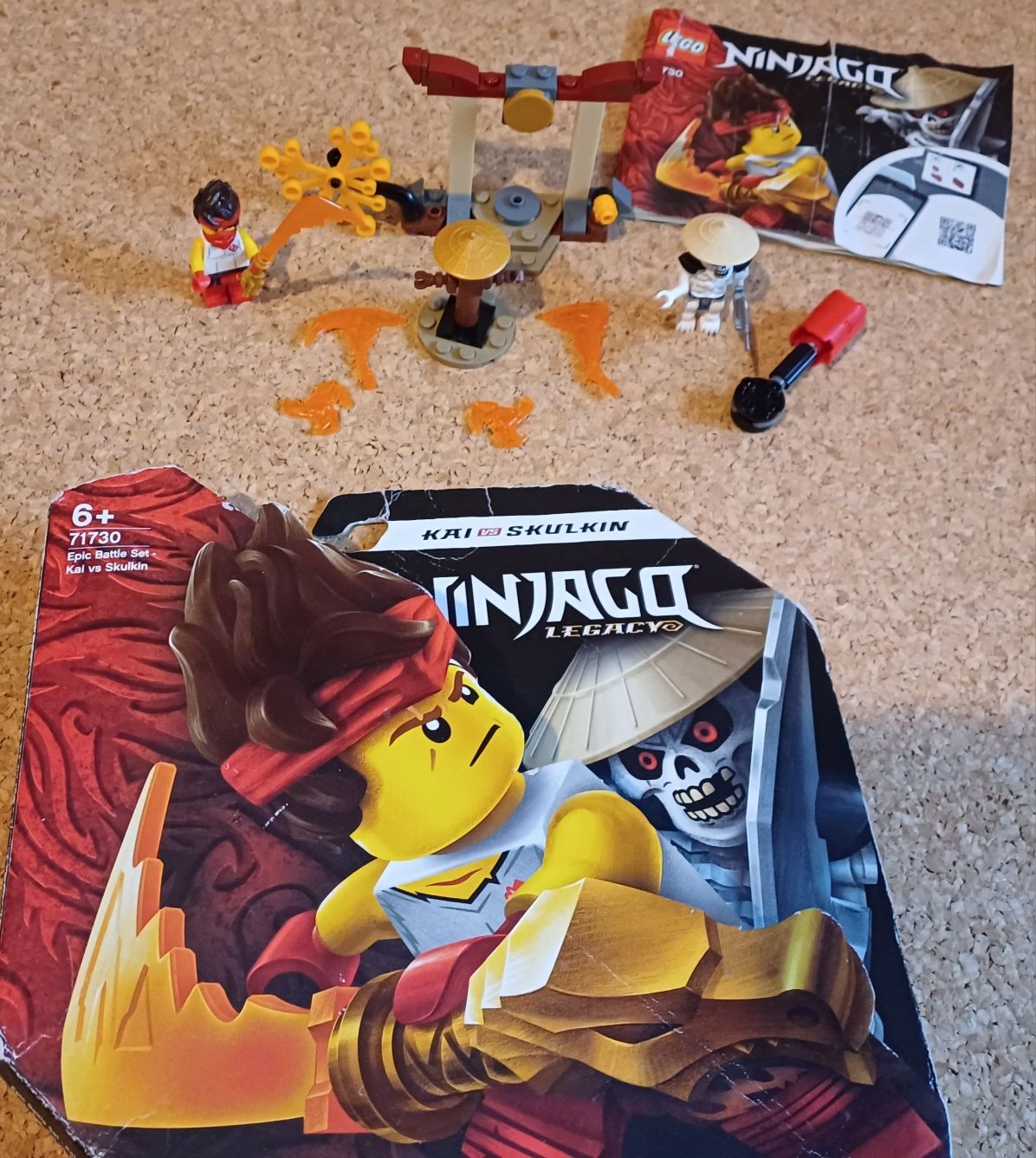 Legos com 3 bonecos e acessórios, novo, em caixa, Ninja