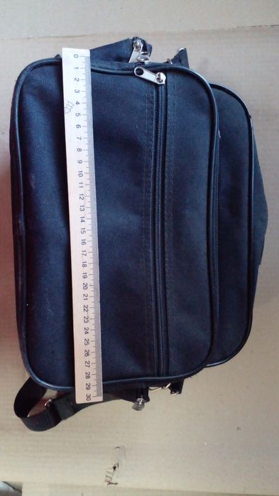 Сумка чорна наплічна