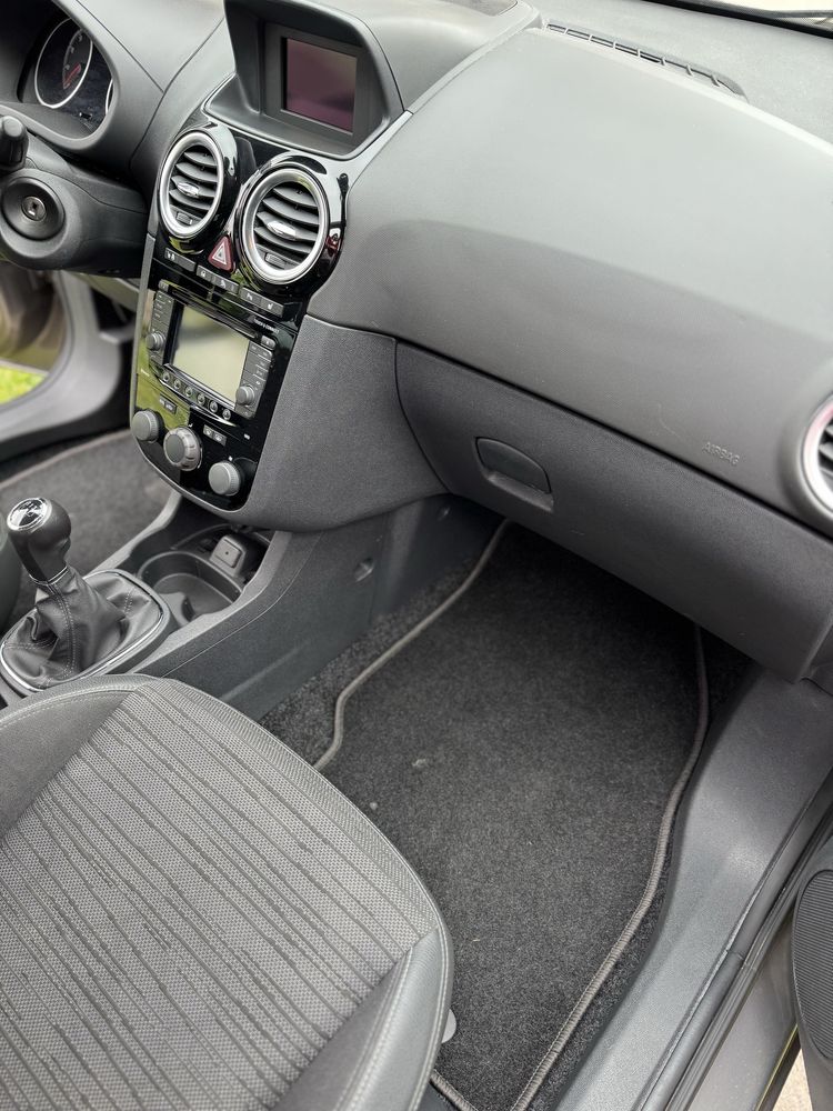 Opel Corsa D bogata wersja!