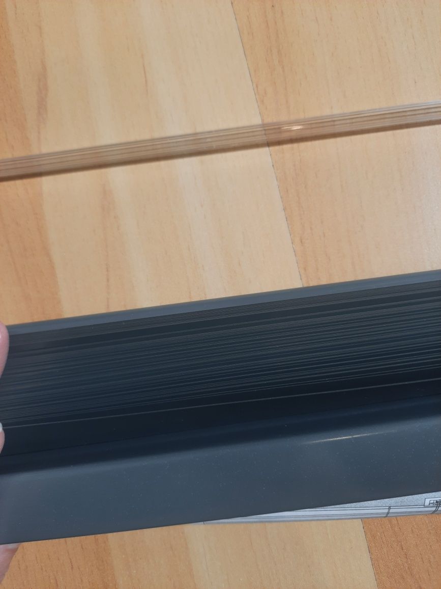 Żaluzja aluminiowa ciemnoszara