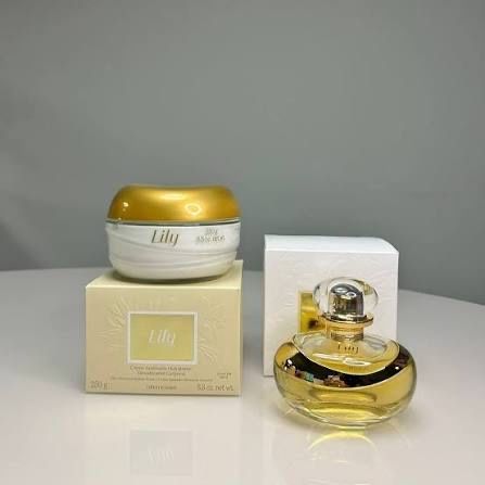 Hidratante e perfume Lily