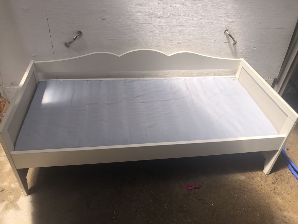 Cama criança branca com colchao
