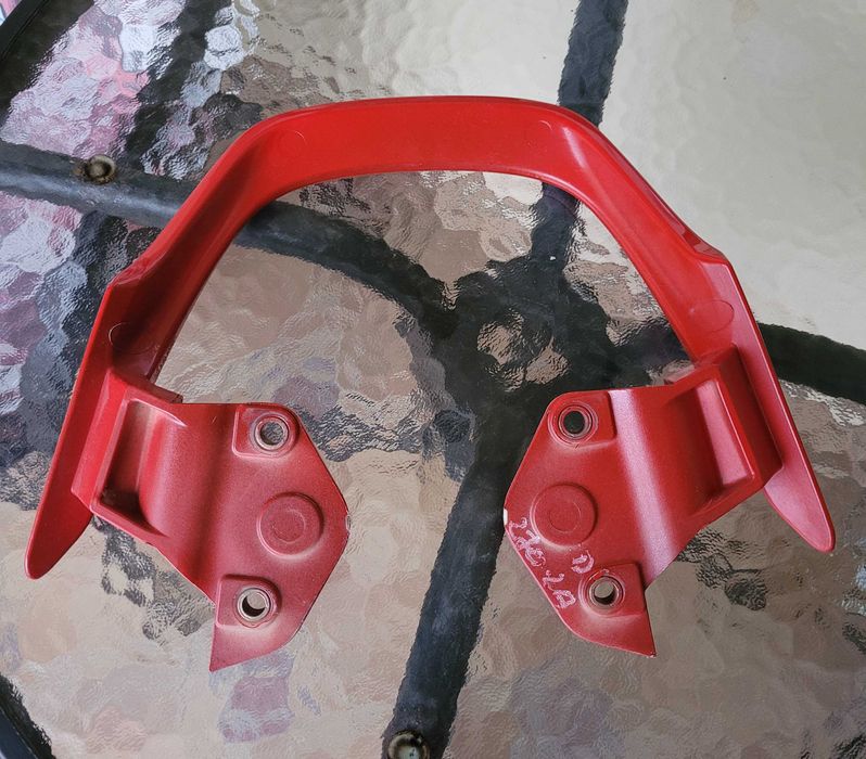 HONDA CBF125 Uchwyt Pasażera Rączka TYŁ