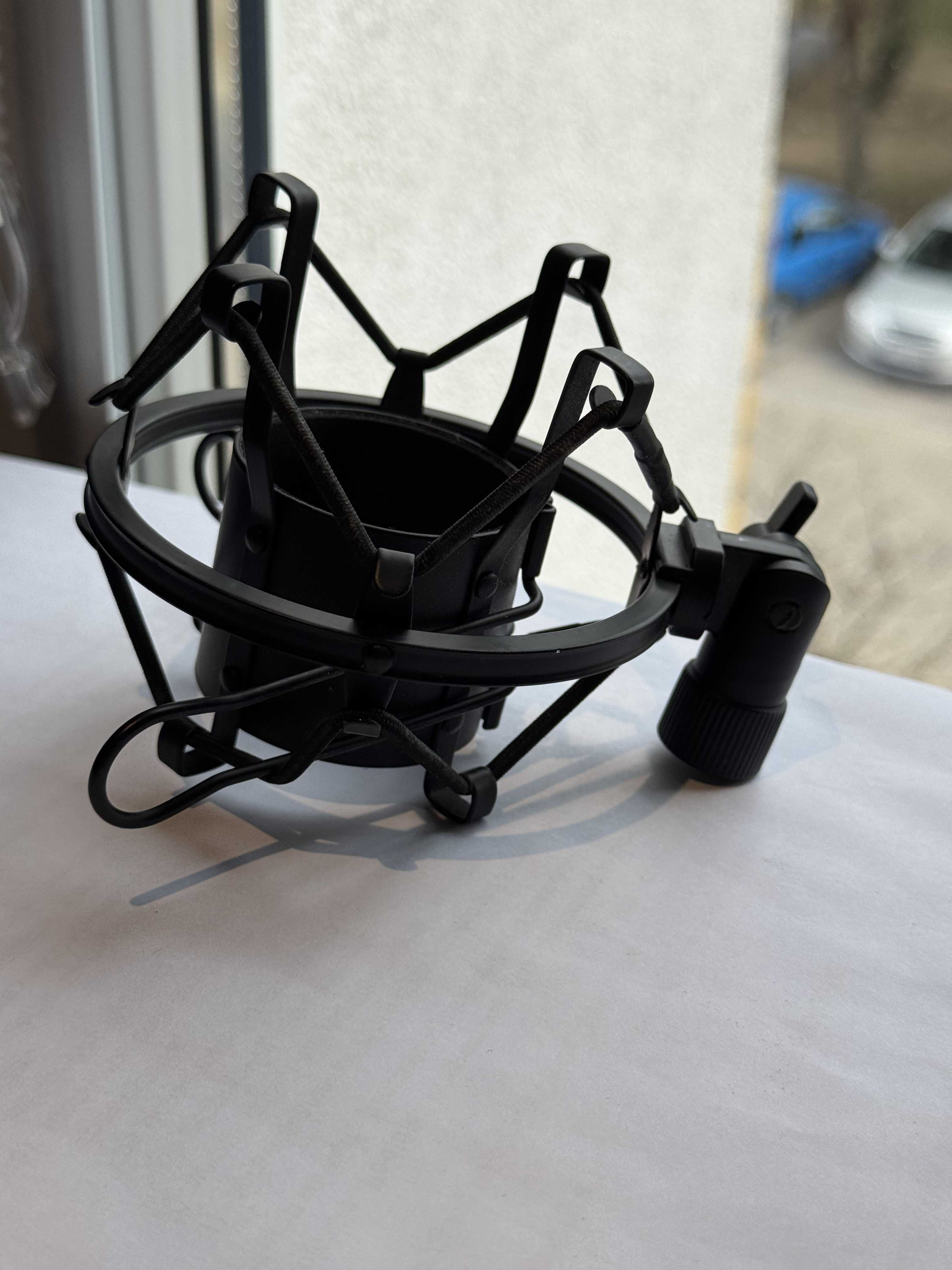Koszyk antywstrząsowy na gumkach do mikrofonu studyjnego – shock mount