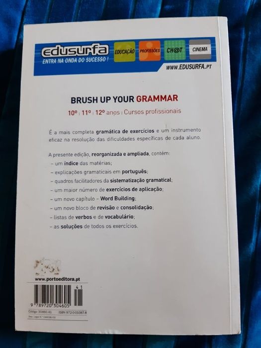 Gramáticas de Inglês para vários anos