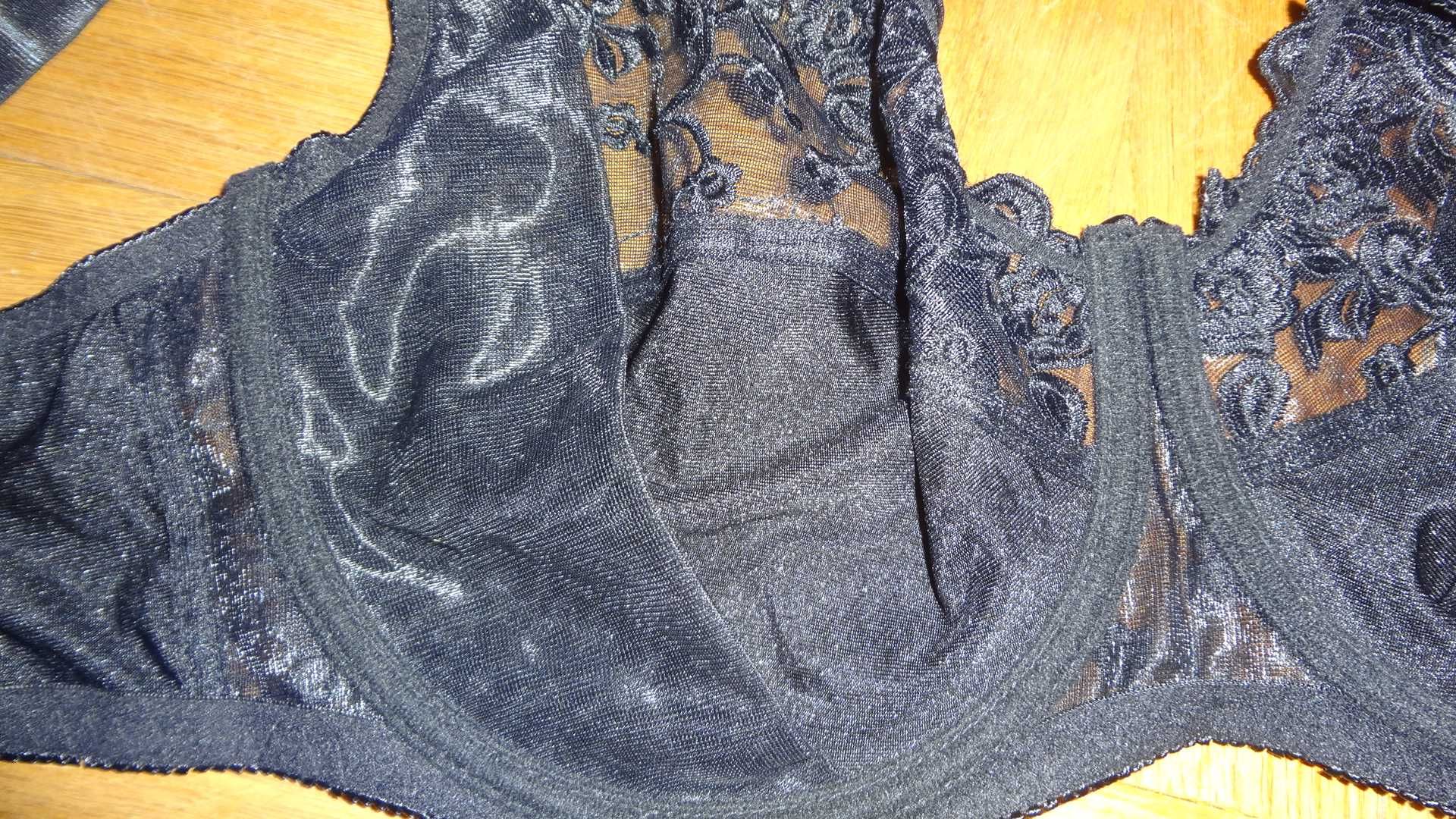 Biustonosz Naturana 100E/44DD jak panache