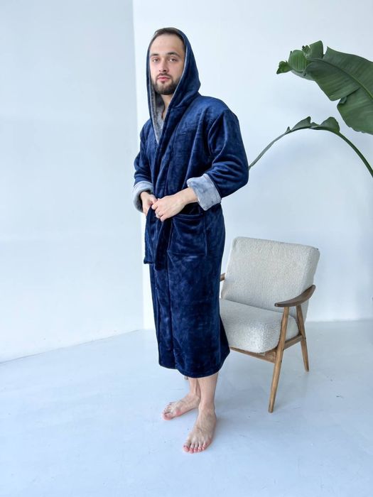 Чоловічий махровий халат з капюшоном