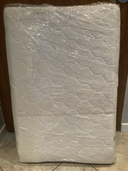 Materac do łóżeczka dla dziecka marki Fiki Miki