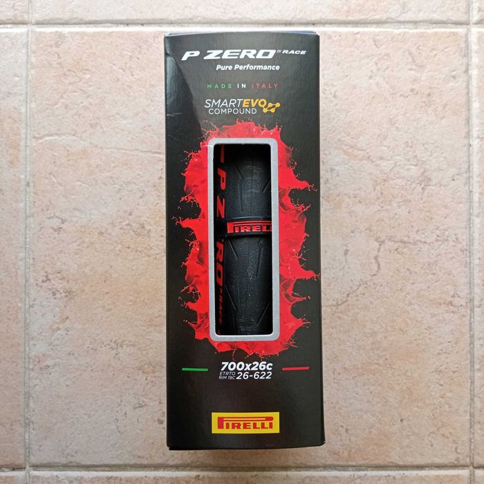 Pneu Pirelli P ZERO Race Colour Edition 26-622 Tube Estrada Dobrável
