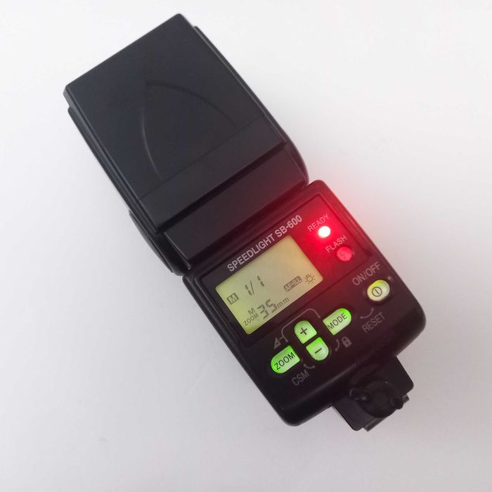 Flash Nikon Speedlight SB-600