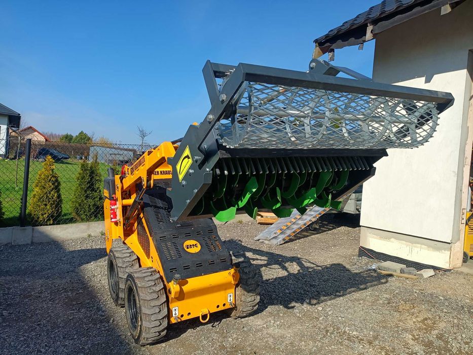 Usługi ładowarką, koparką łańcuchową, usuwanie pni, niwelacja terenu