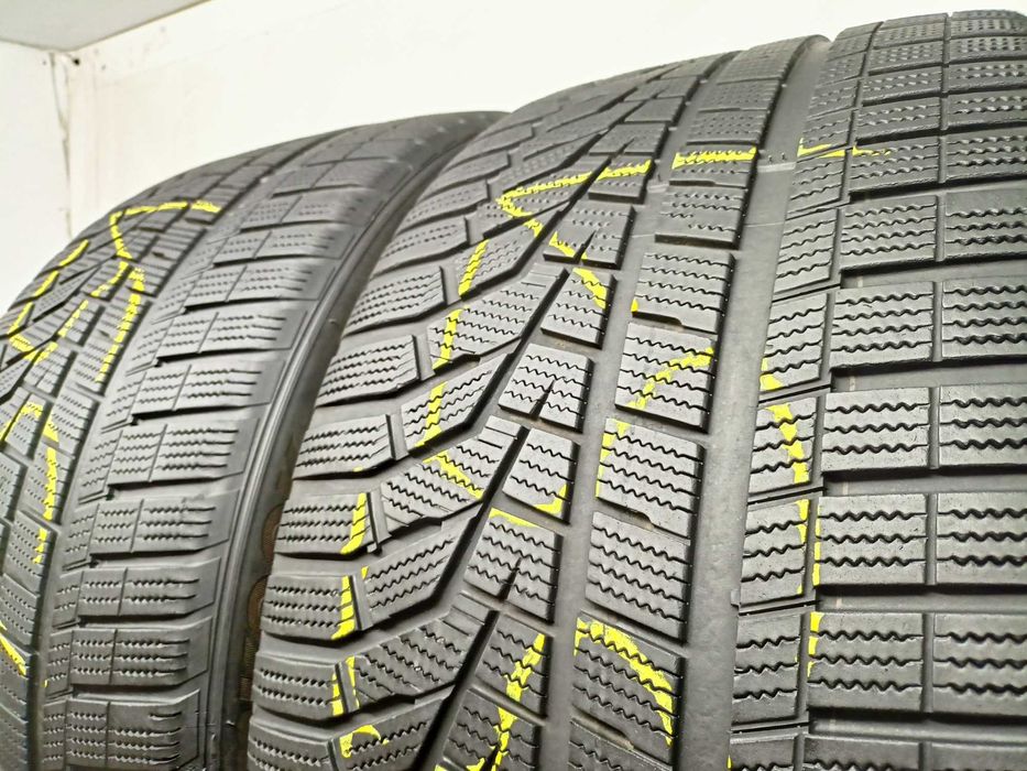 Hankook Winter I*Cept Evo 2 SUV 295/35/23 21r. 108W 2x5,6mm (4551)