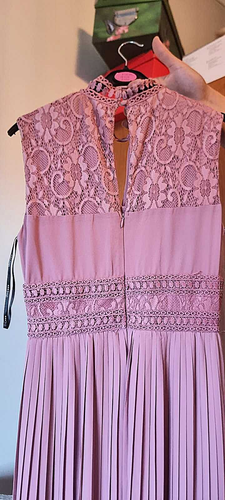 Vestido Novo Rosa tamanho S  Mulher