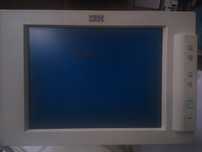 Stary Monitor IBM 9052-V01