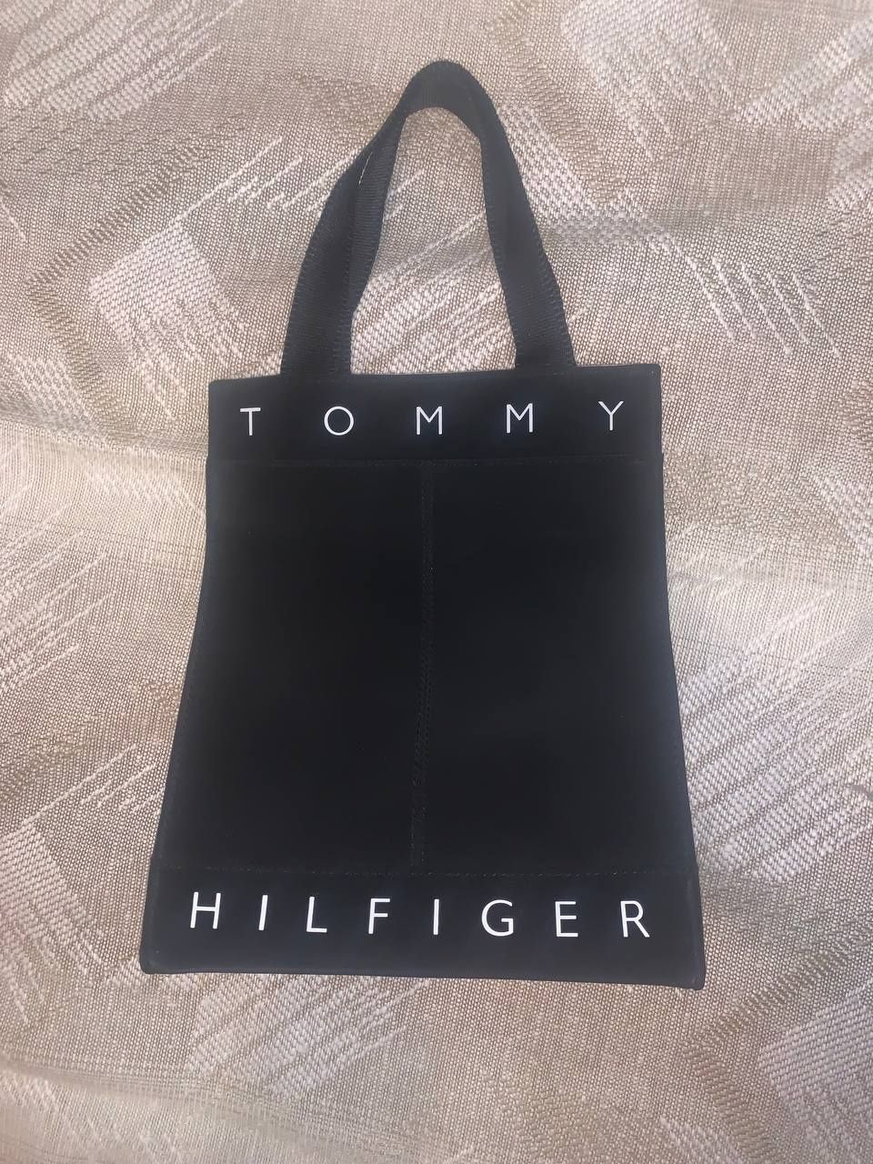 Tommy Hilfiger сумочка