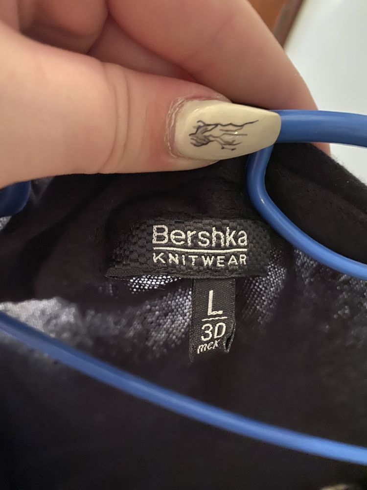 Casaco comprido e fino BERSHKA