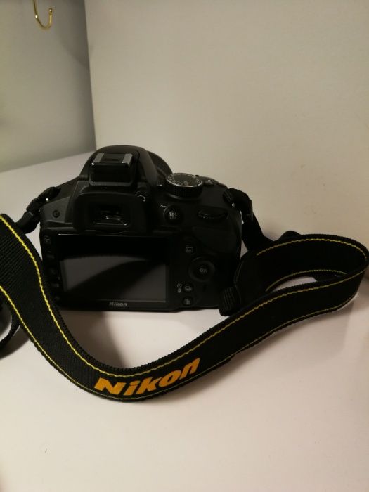 Nikon D3200 bom estado