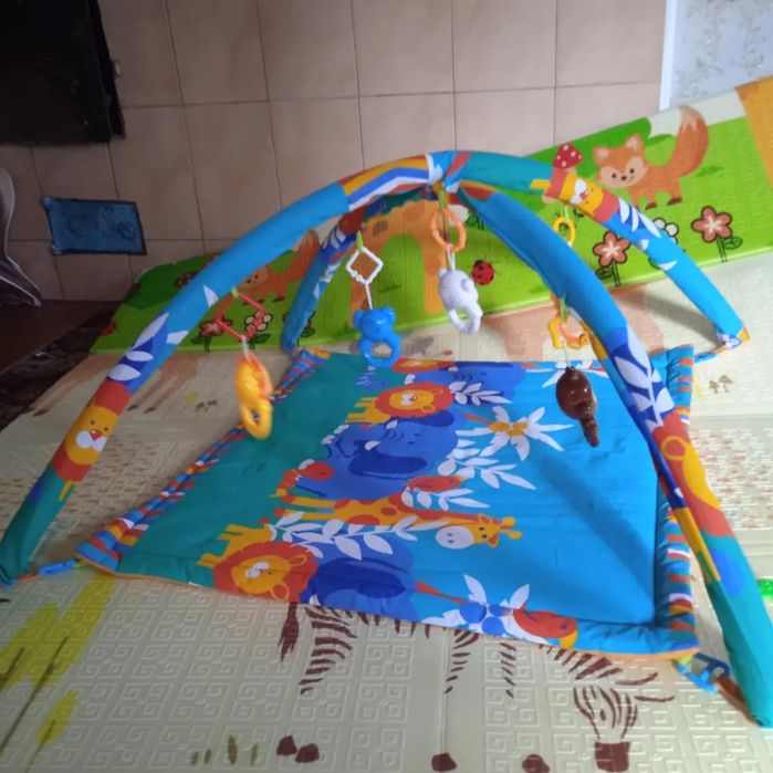 Дитячий розважальний коврик