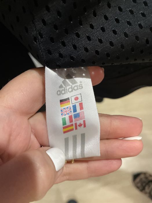 Мастерка adidas ,размер М